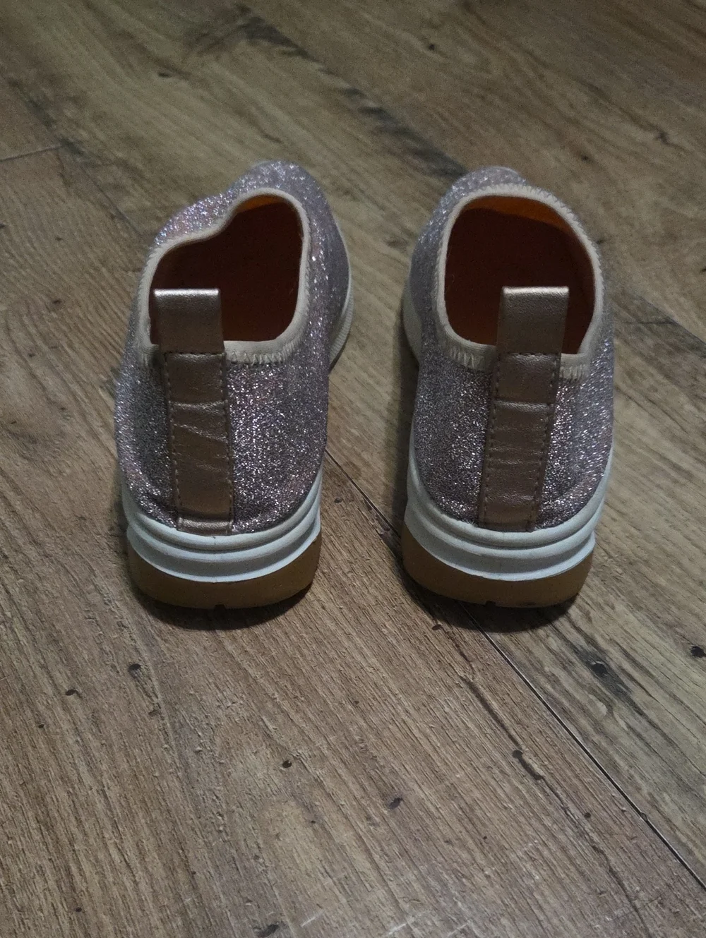 Rue21 | Glitter Slip-On Sneakers in Rose Pink